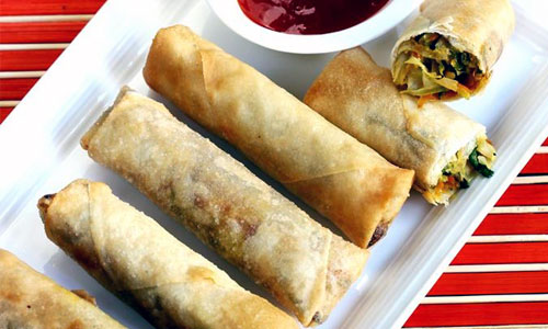 Vegetable Spring Rolls with dipping sauce